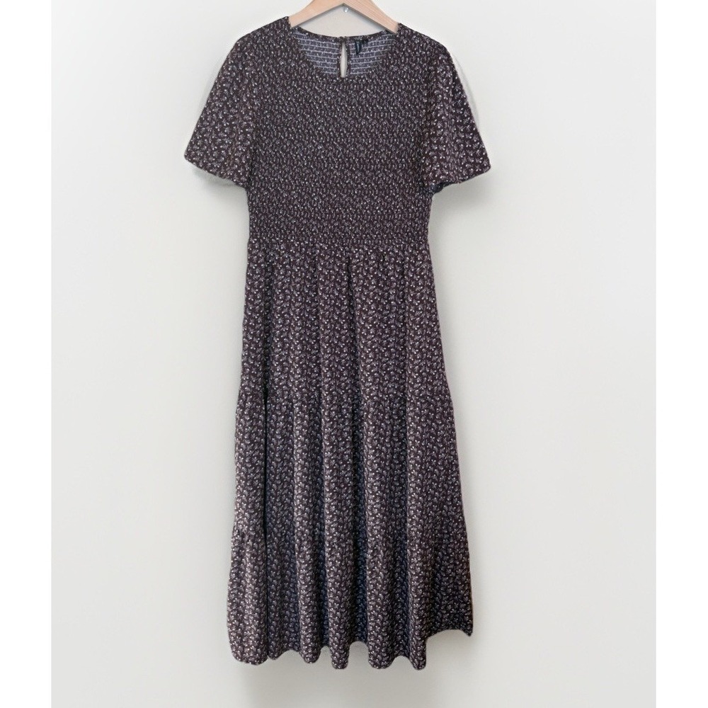 Women's L Floral Tiered Maxi Dress Short Sleeve Modest Smocked Cottagecore Ditsy